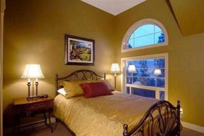 Bellasera Tuscan Villas Kelowna Chambre photo